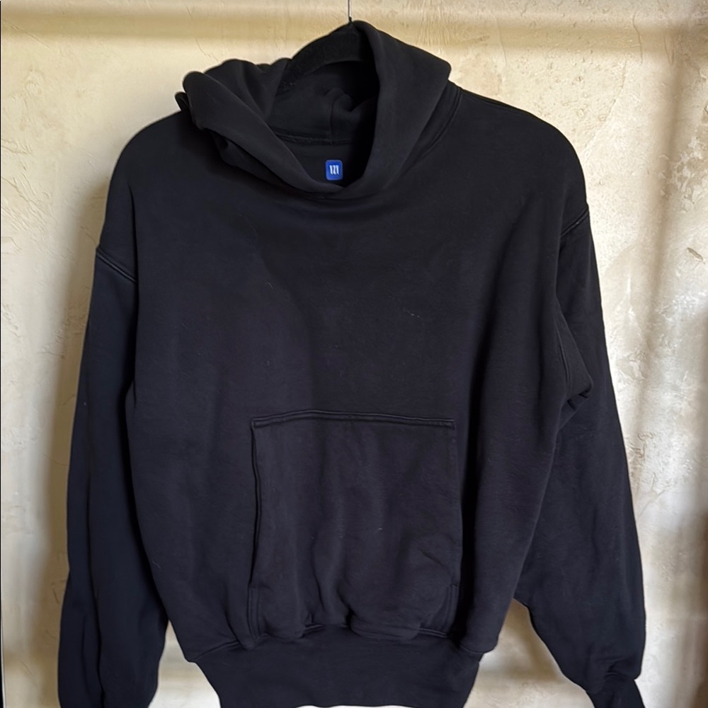 Yeezy black hooded sweatshirt youth XS
